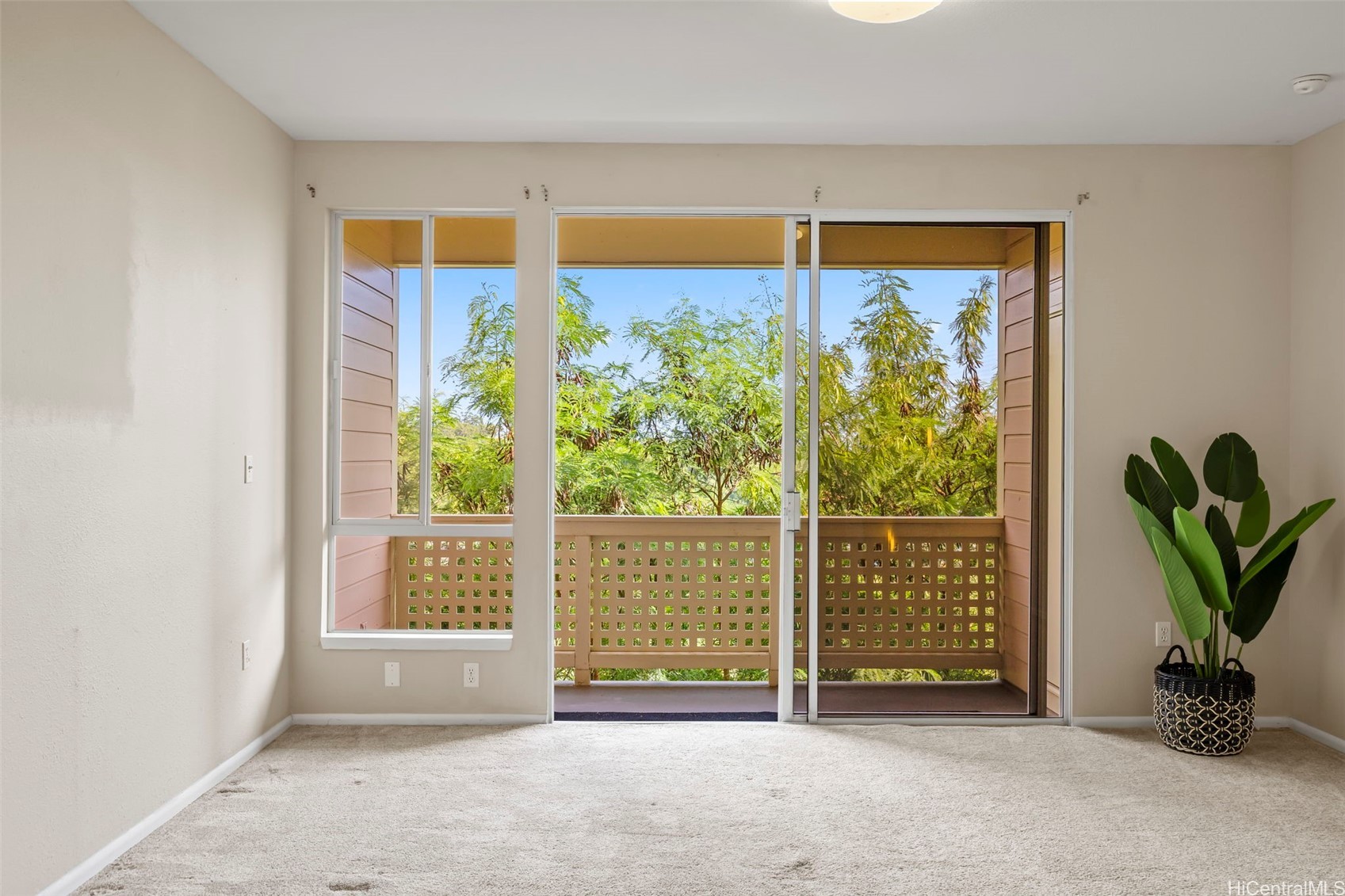 1309 Moanalualani Way 14f Property Photo 11