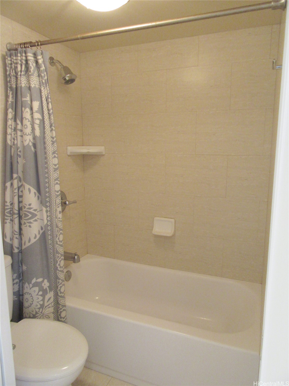 411 Hobron Lane 2301 Property Photo 5