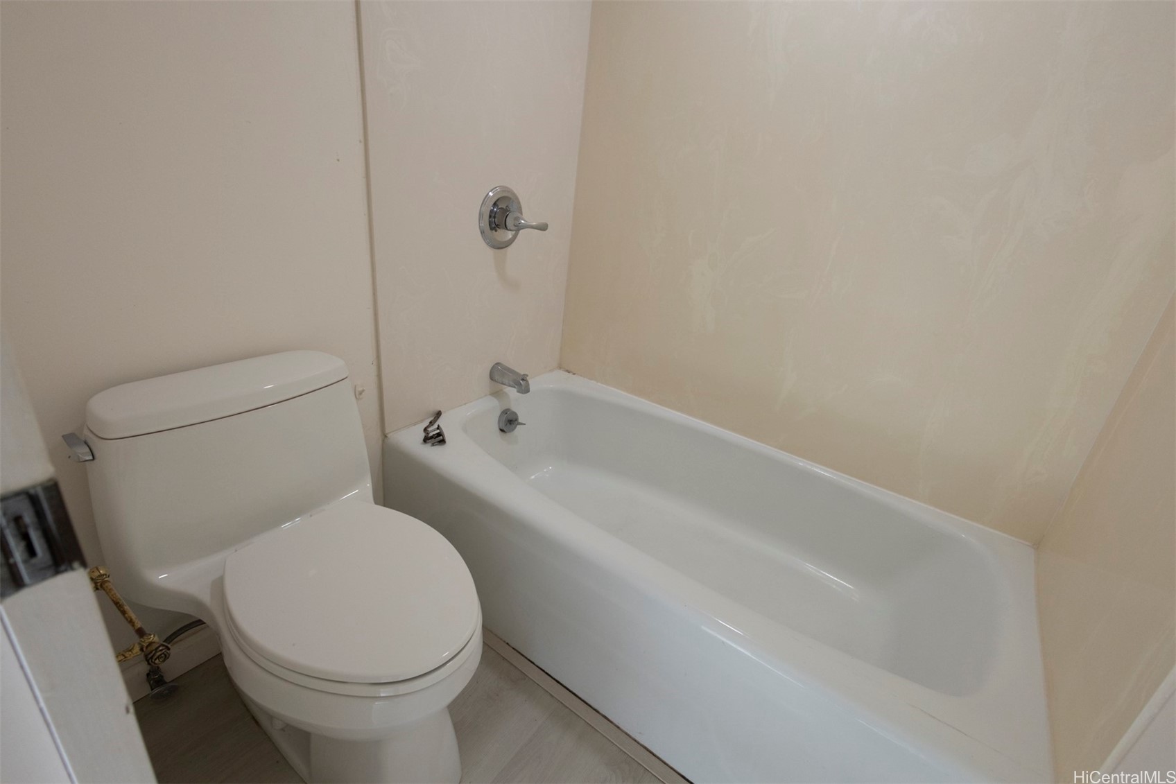 1860 Ala Moana Boulevard 509 Property Photo 14