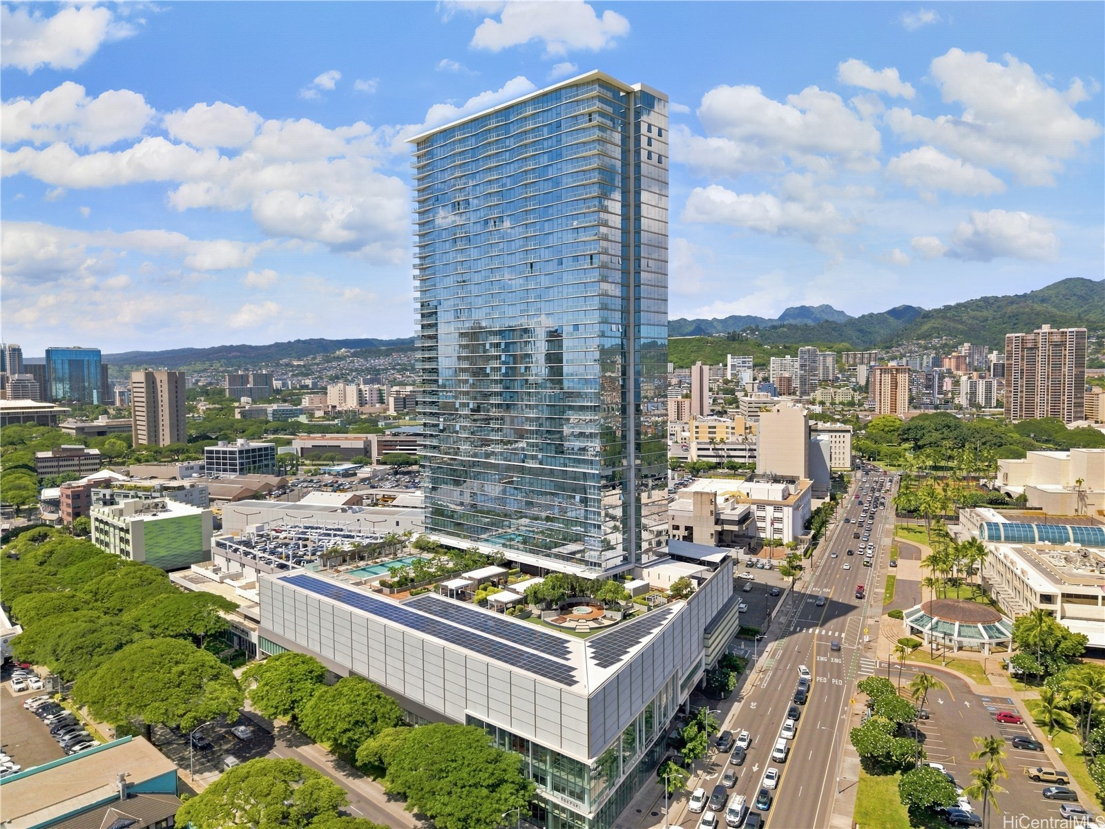 888 Kapiolani Boulevard 2002 Property Photo 16