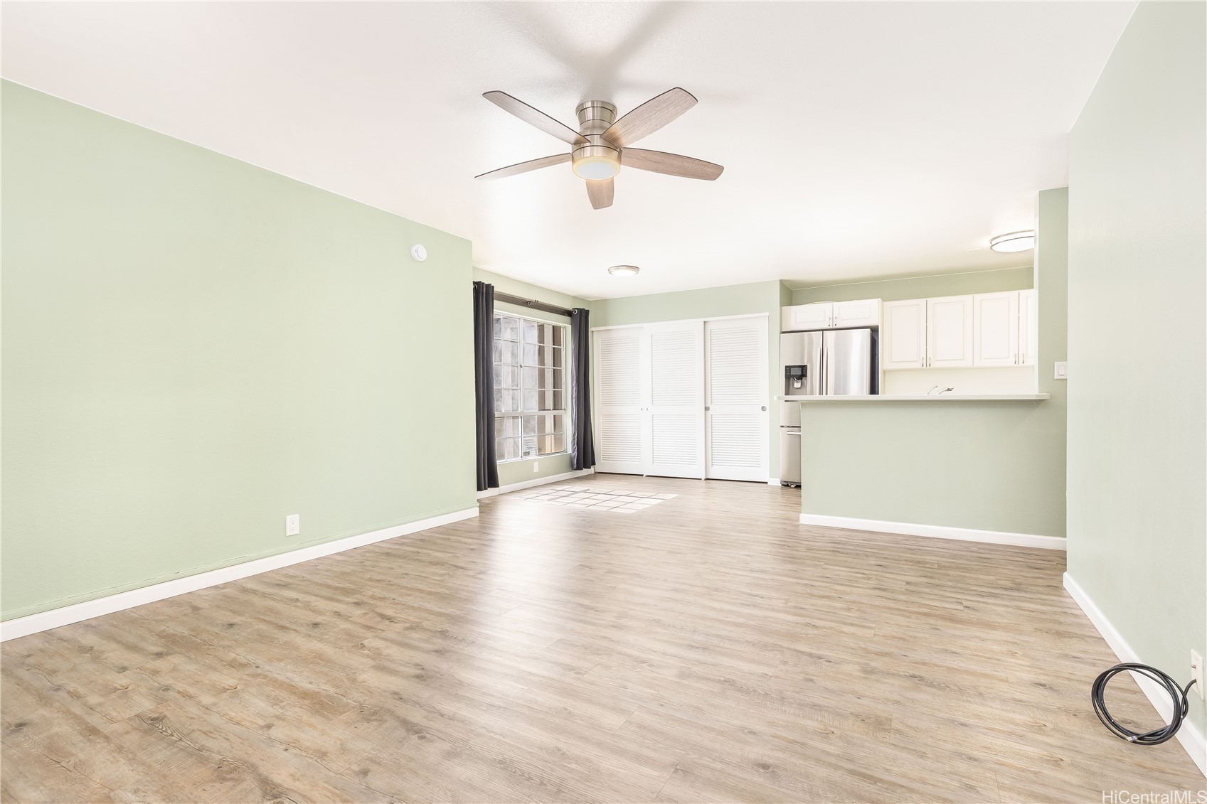 565 Mananai Place 27e Property Photo 2