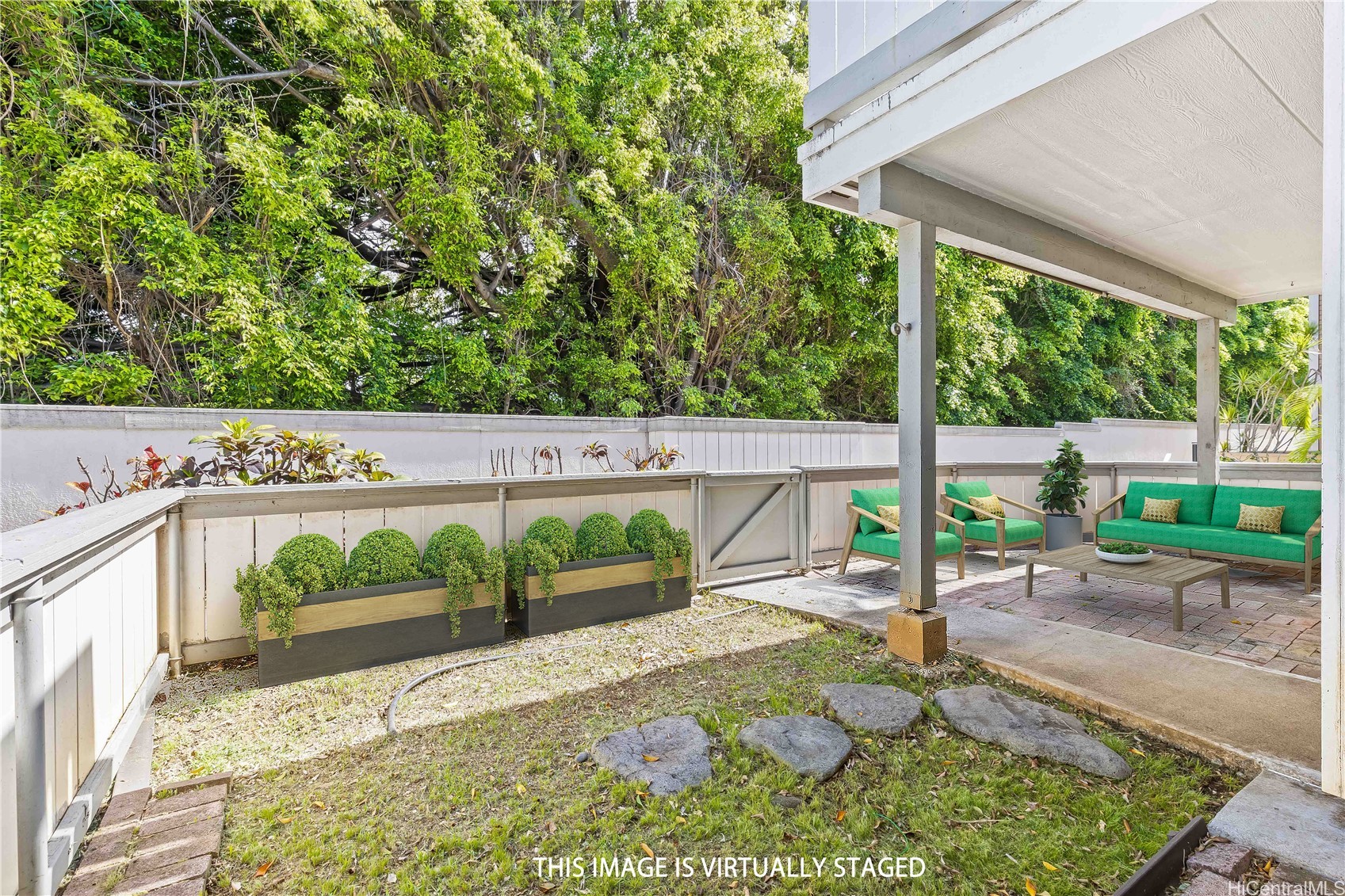 565 Mananai Place 27e Property Photo 15
