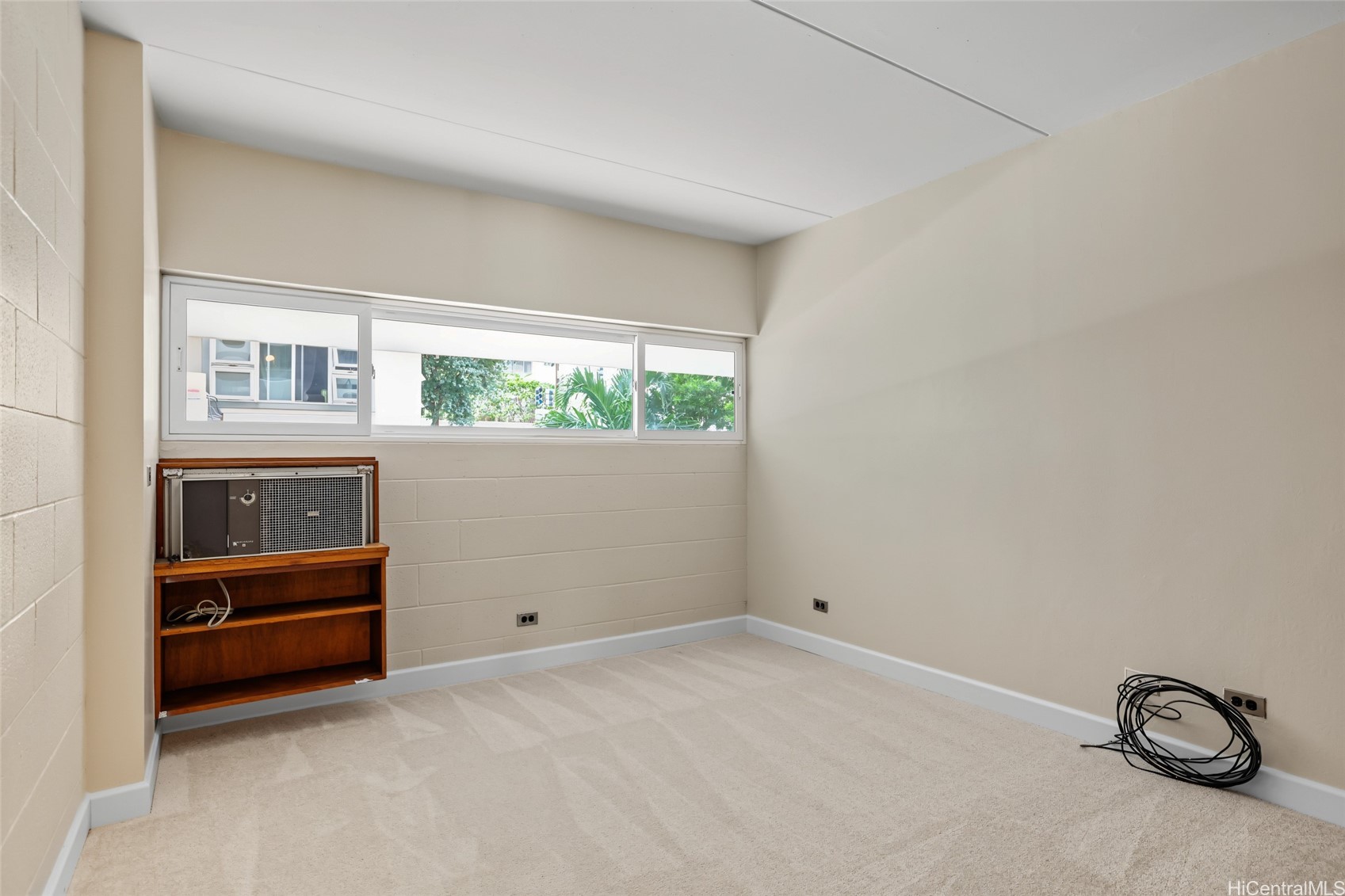 1520 Ward Avenue 103 Property Photo 13