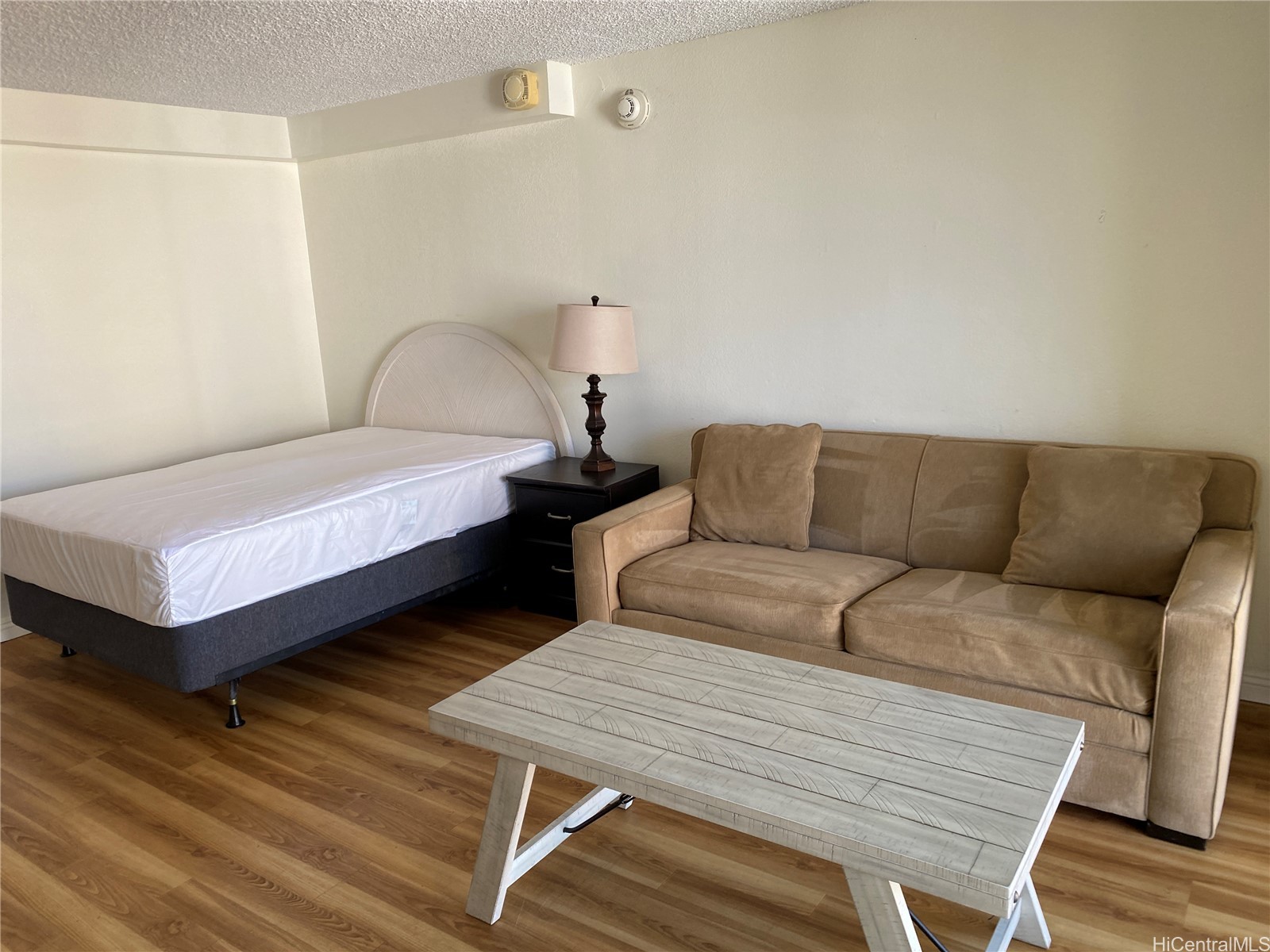 445 Seaside Avenue 2018 Property Photo 3