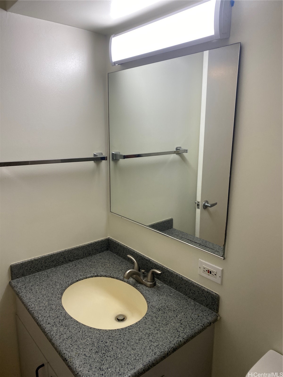 445 Seaside Avenue 2018 Property Photo 9