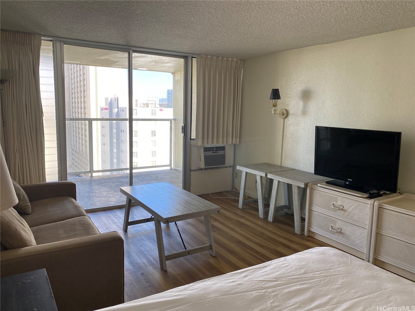 445 Seaside Avenue 2018 Property Photo 10