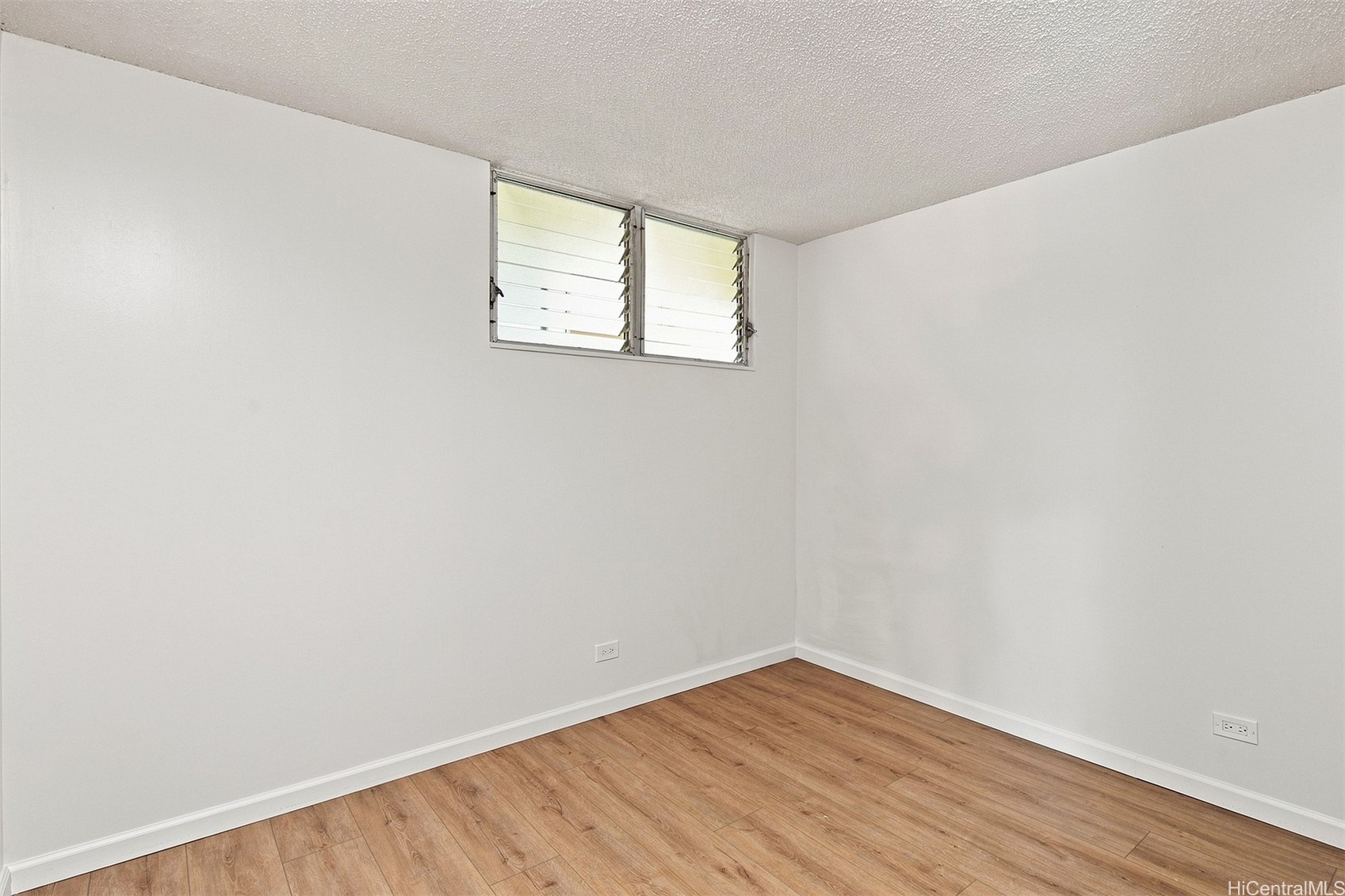 469 Ena Road 601 Property Photo 13
