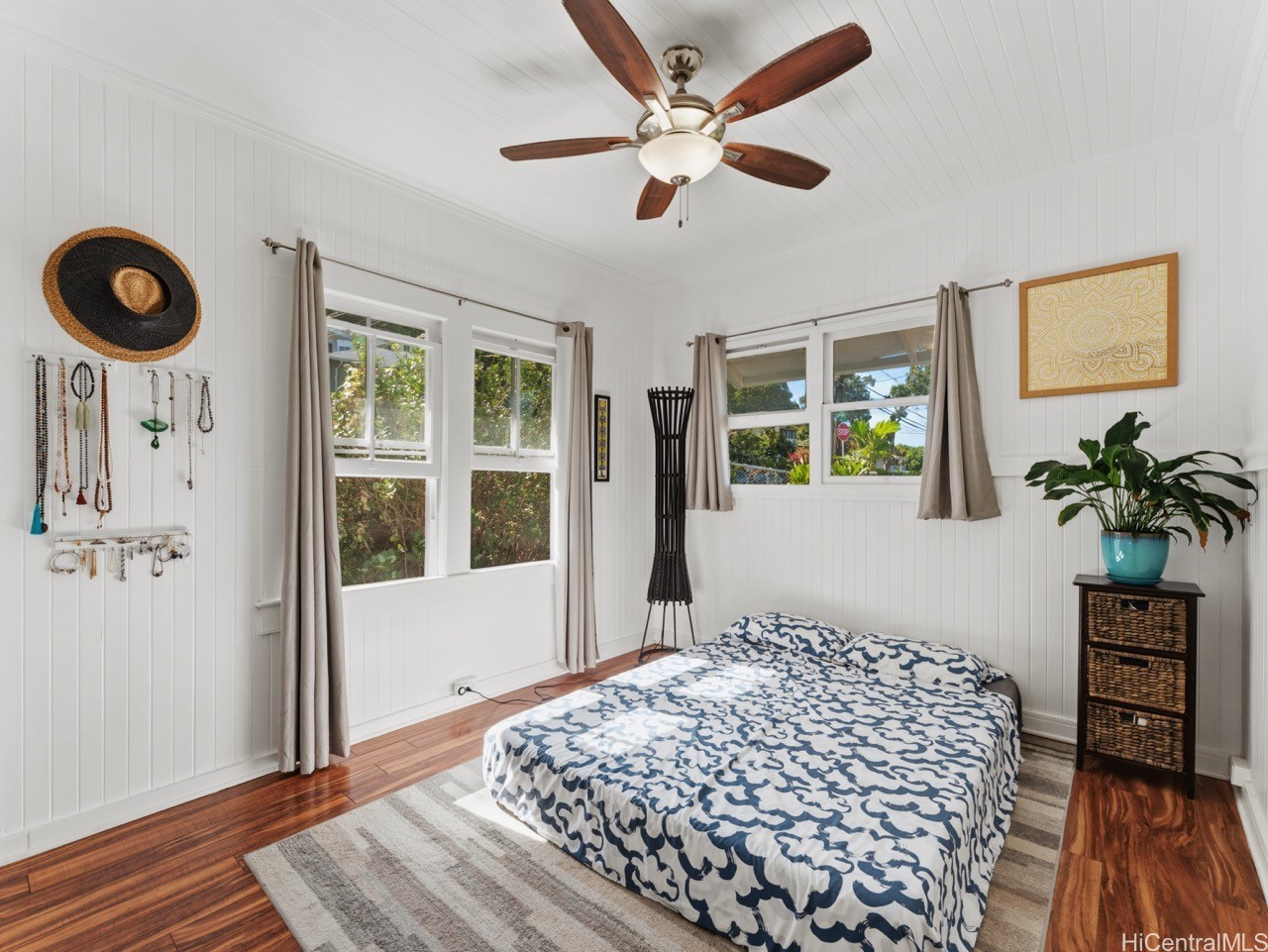 3470 Kalua Road Property Photo 9