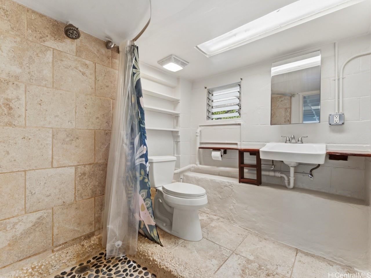 3470 Kalua Road Property Photo 13