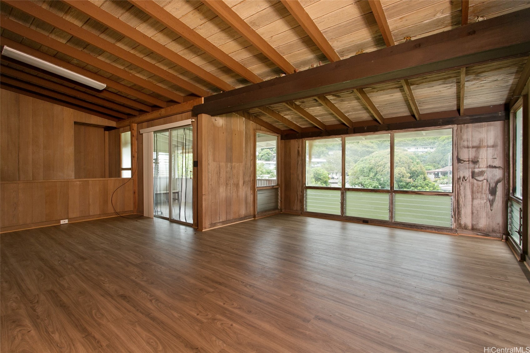 1563 Onipaa Street Property Photo 2