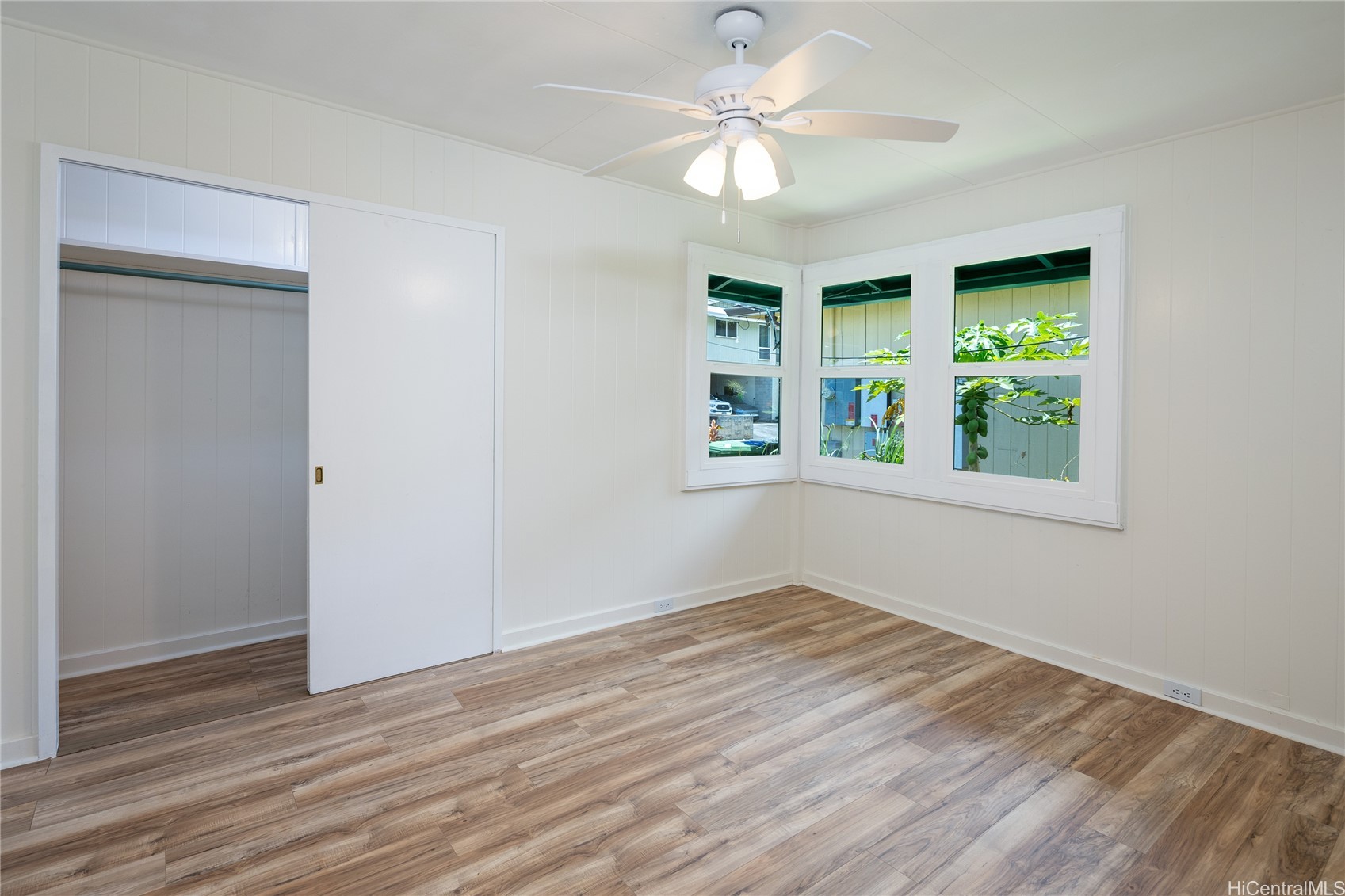 2601 Myrtle Street Front Property Photo 8
