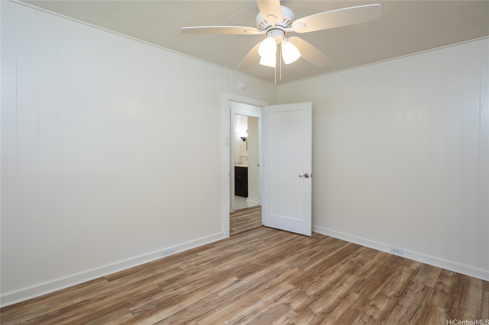 2601 Myrtle Street Front Property Photo 9