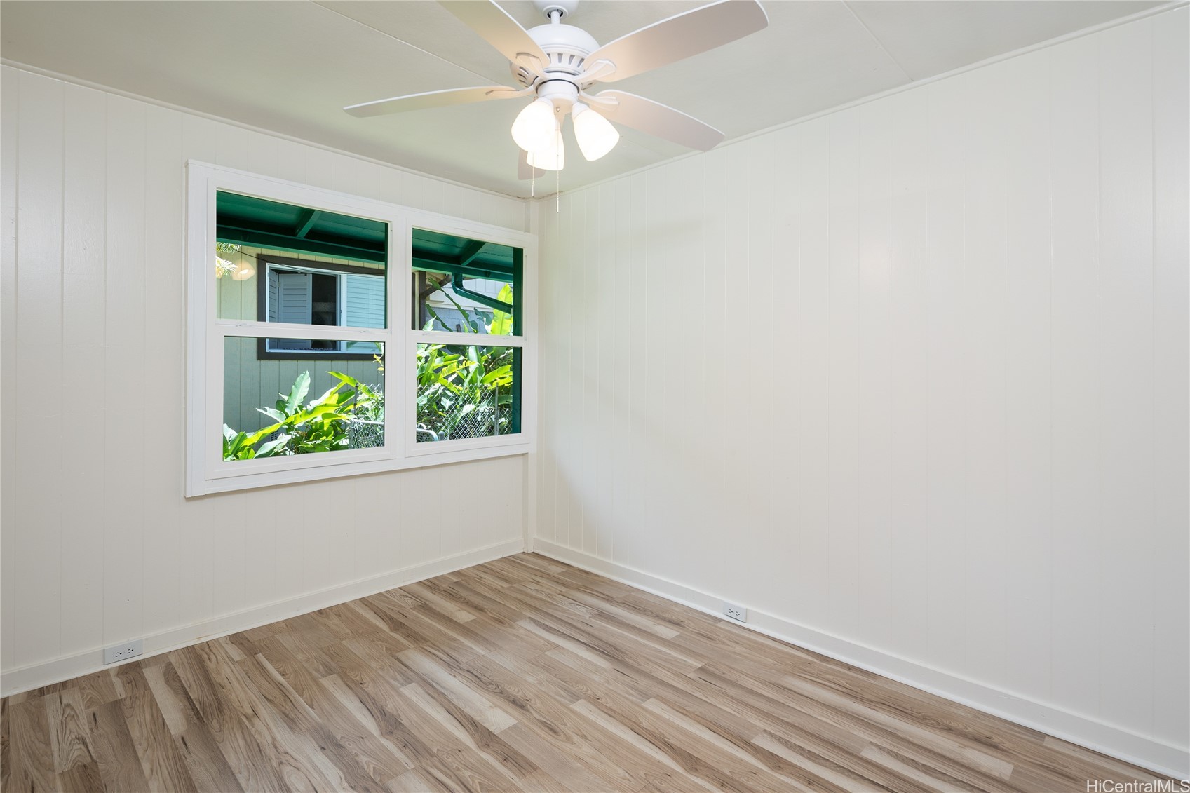 2601 Myrtle Street Front Property Photo 10