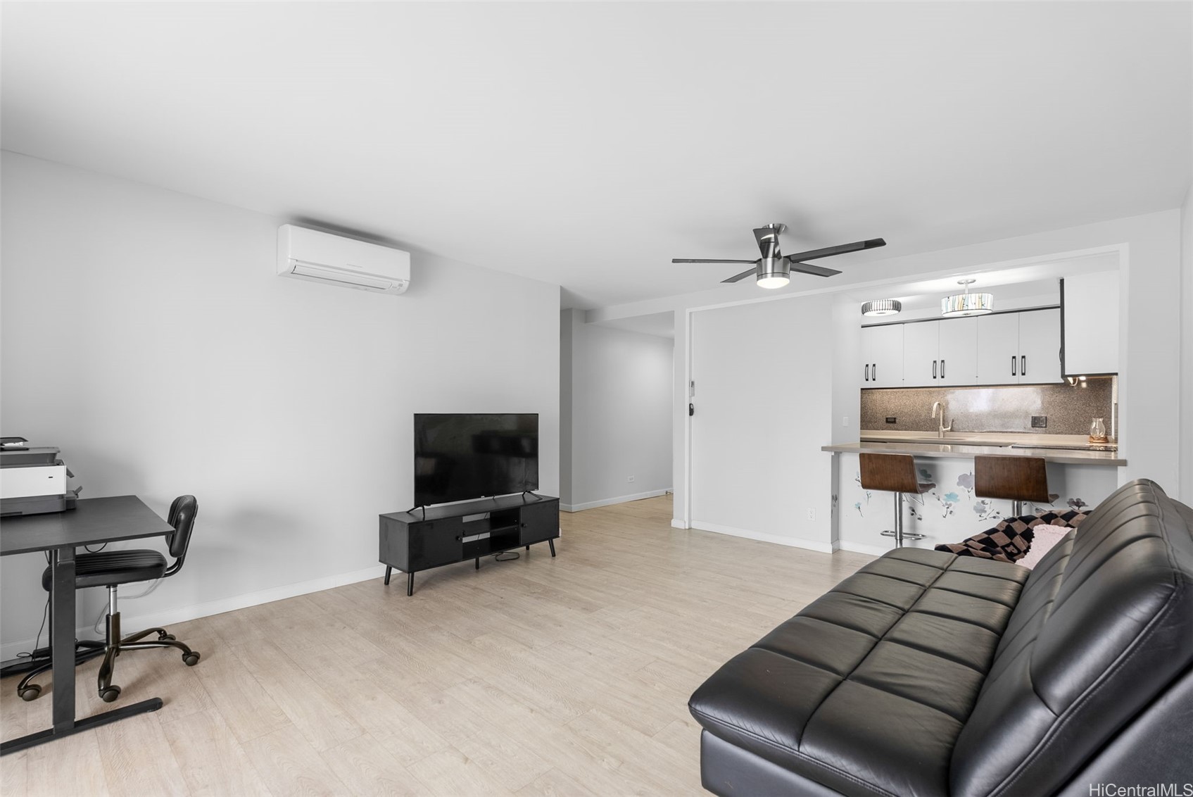 1350 Ala Moana Boulevard 1411 Property Photo 6