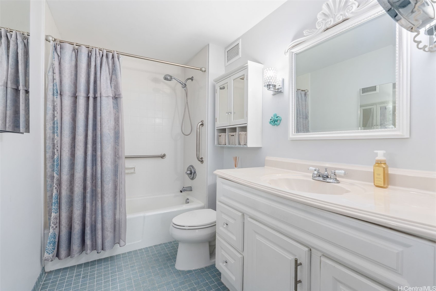 1350 Ala Moana Boulevard 1411 Property Photo 16