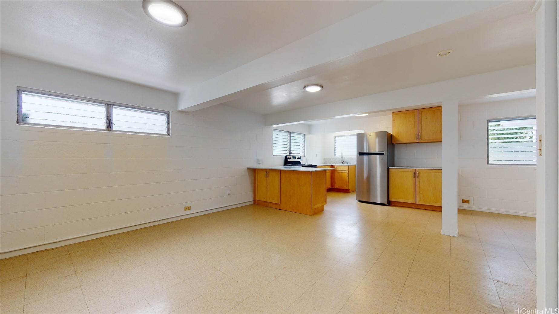 2128 Gertz Lane E Property Photo 5