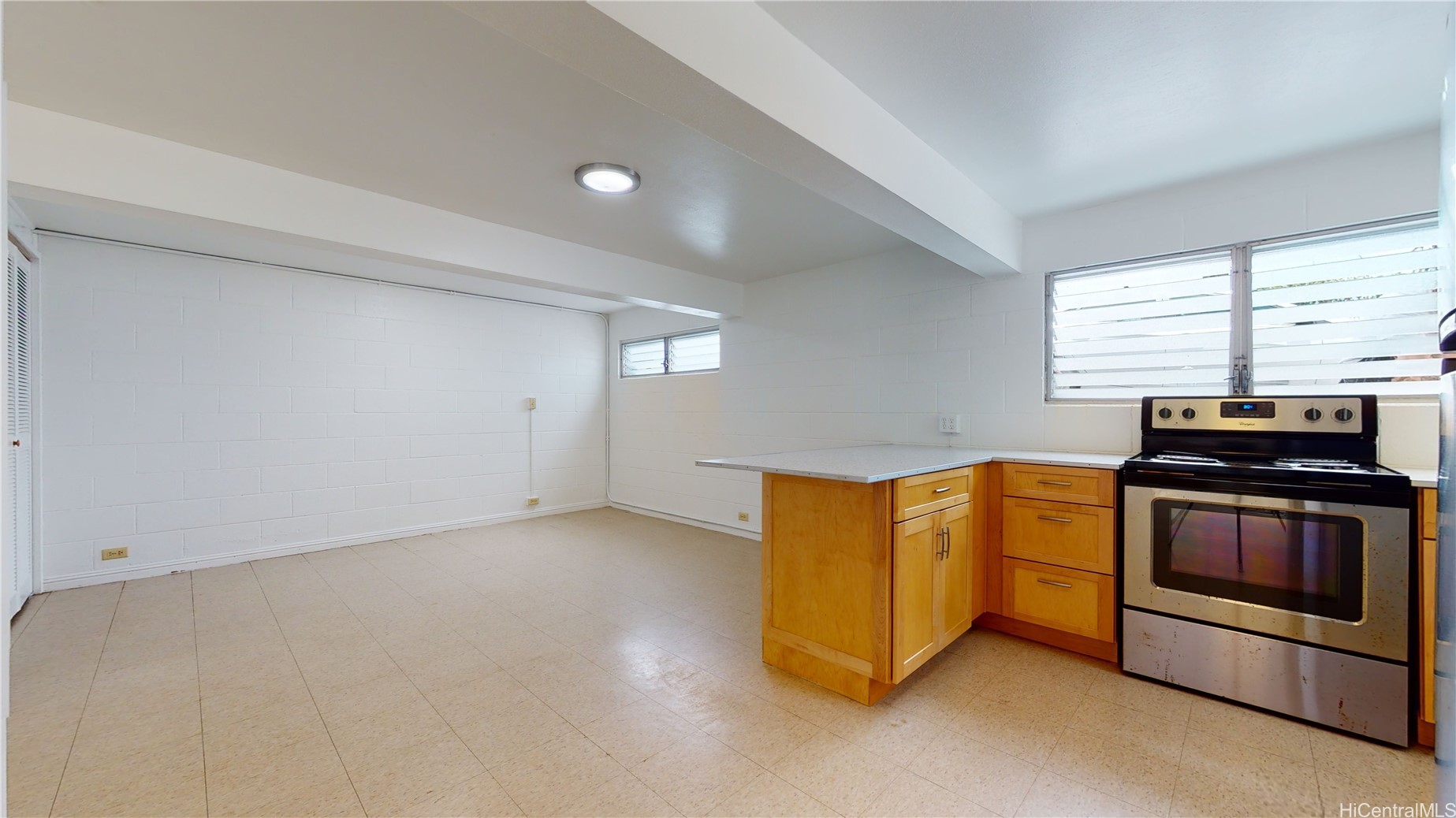 2128 Gertz Lane E Property Photo 7