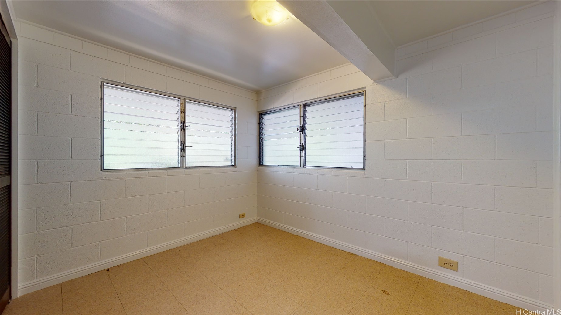 2128 Gertz Lane E Property Photo 16