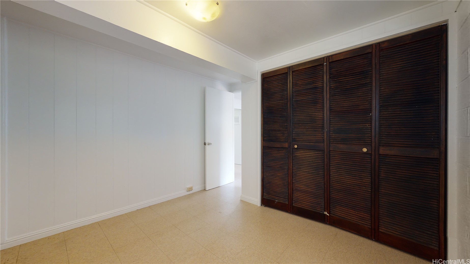 2128 Gertz Lane E Property Photo 18