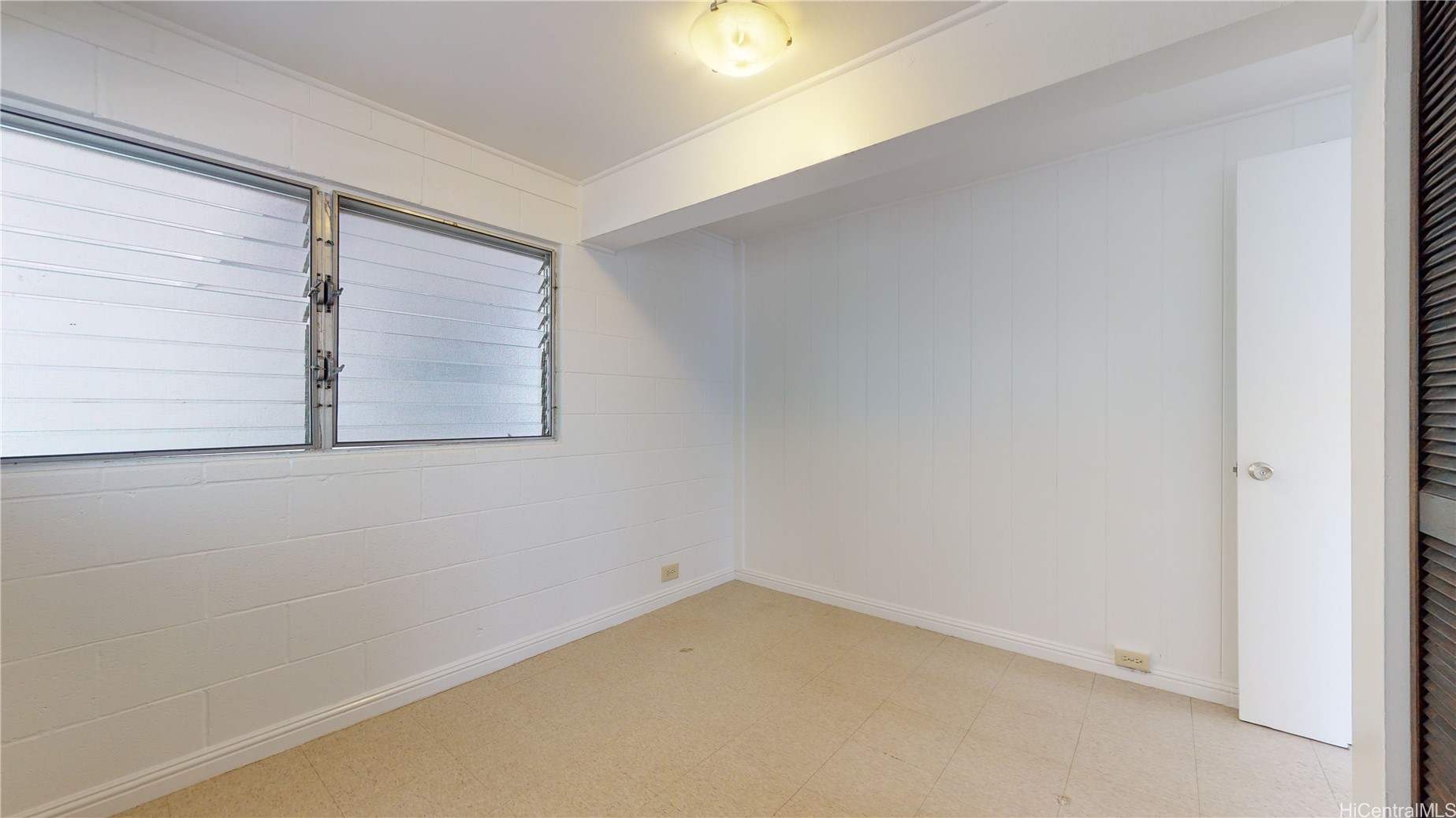 2128 Gertz Lane E Property Photo 19