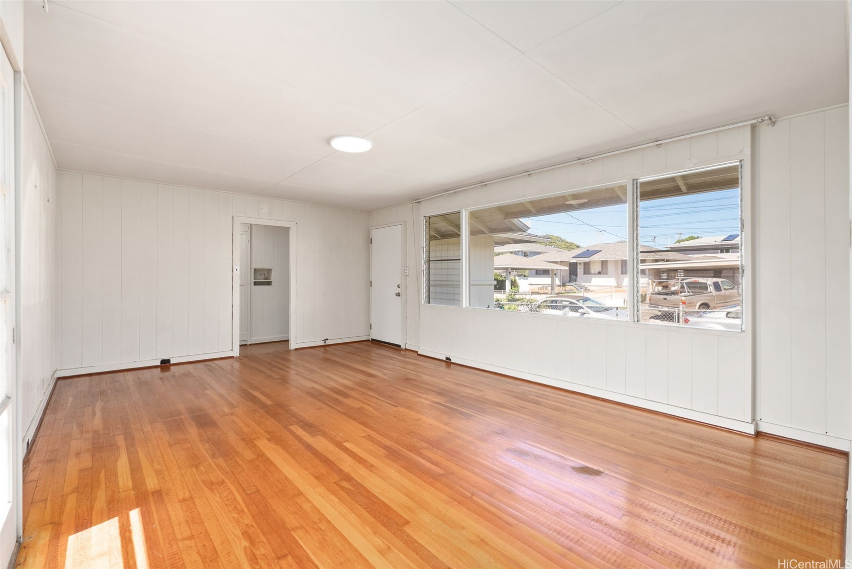 2121 Bachelot Street Property Photo 2
