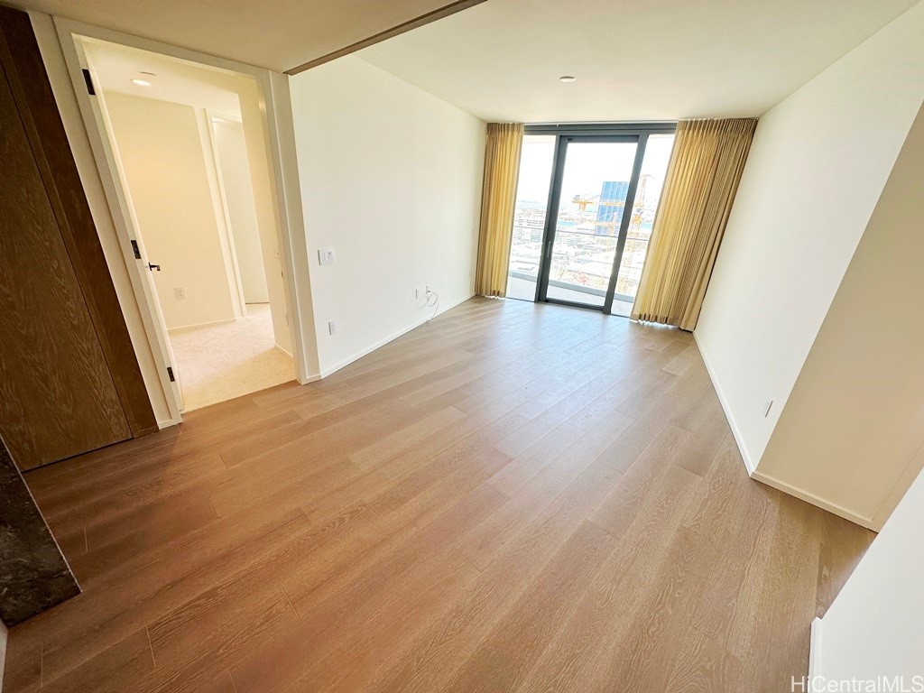 1000 Auahi Street 2707 Property Photo 7