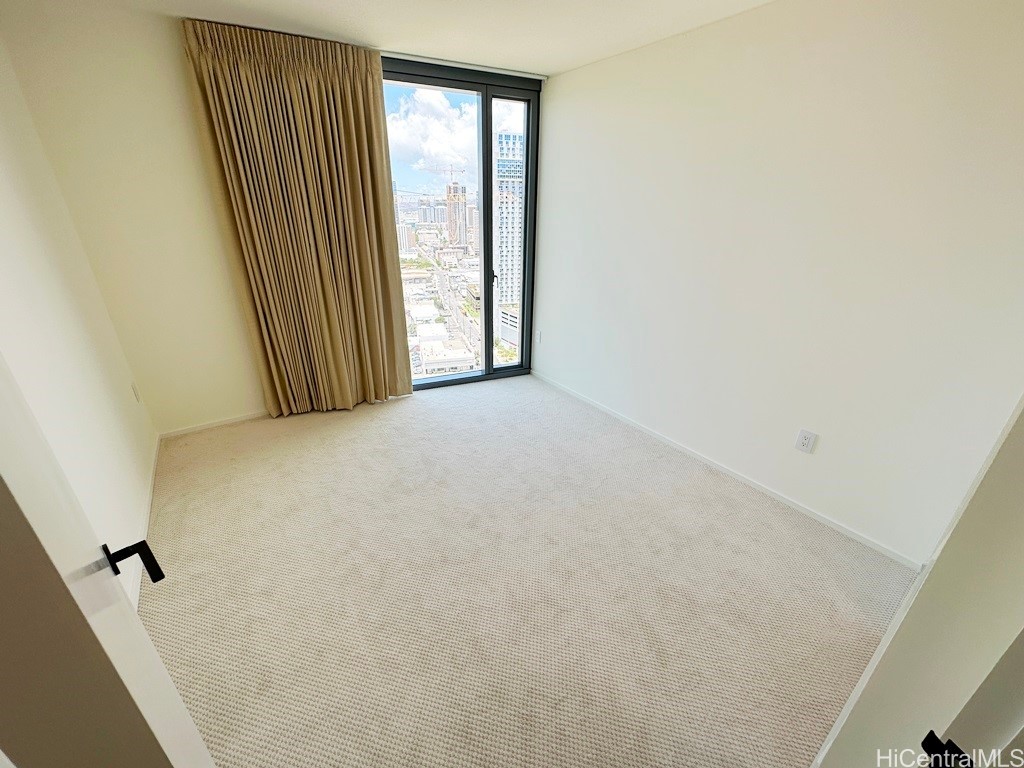 1000 Auahi Street 2707 Property Photo 10