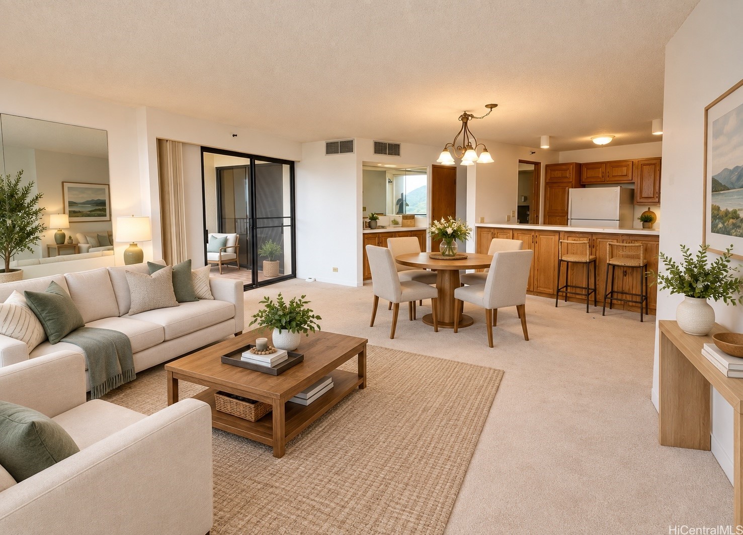 555 Hahaione Street 9e Property Photo 1