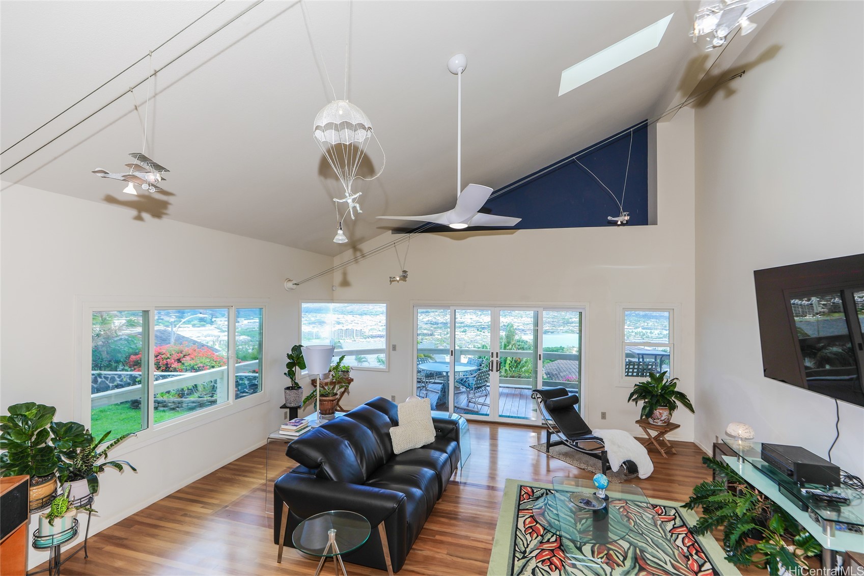 889 Kaohe Place Property Photo 7