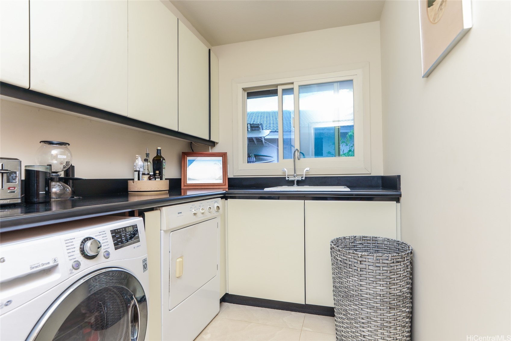 889 Kaohe Place Property Photo 21