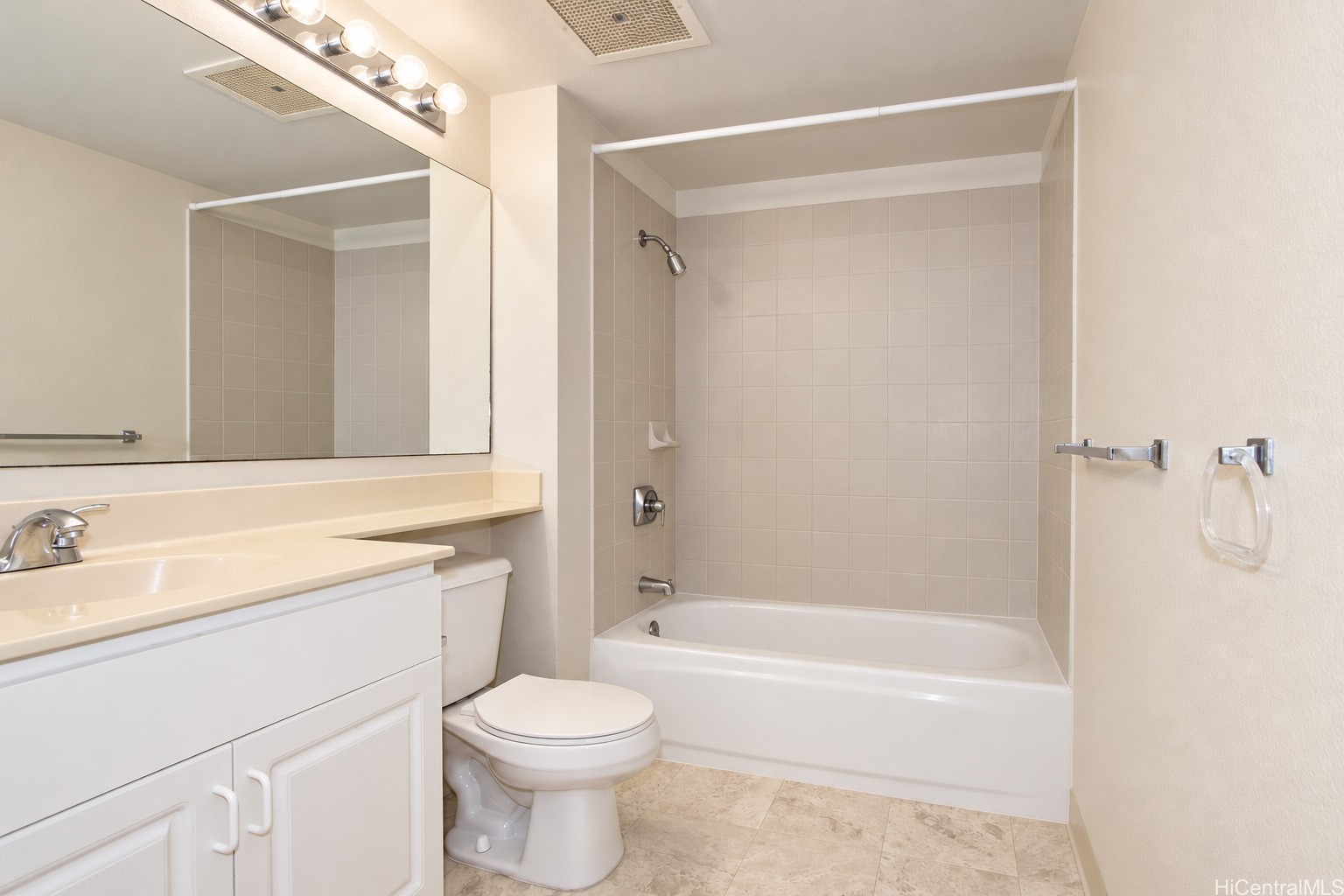 3075 Ala Poha Place 405 Property Photo 5