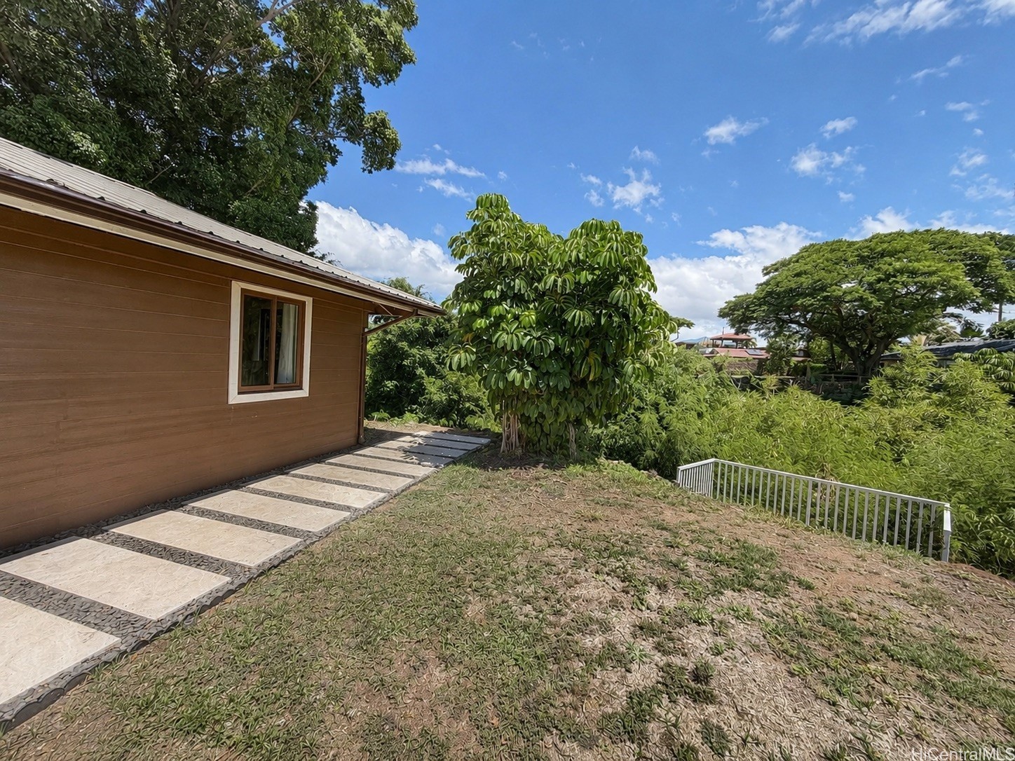 277 Keonekai Road Property Photo 3
