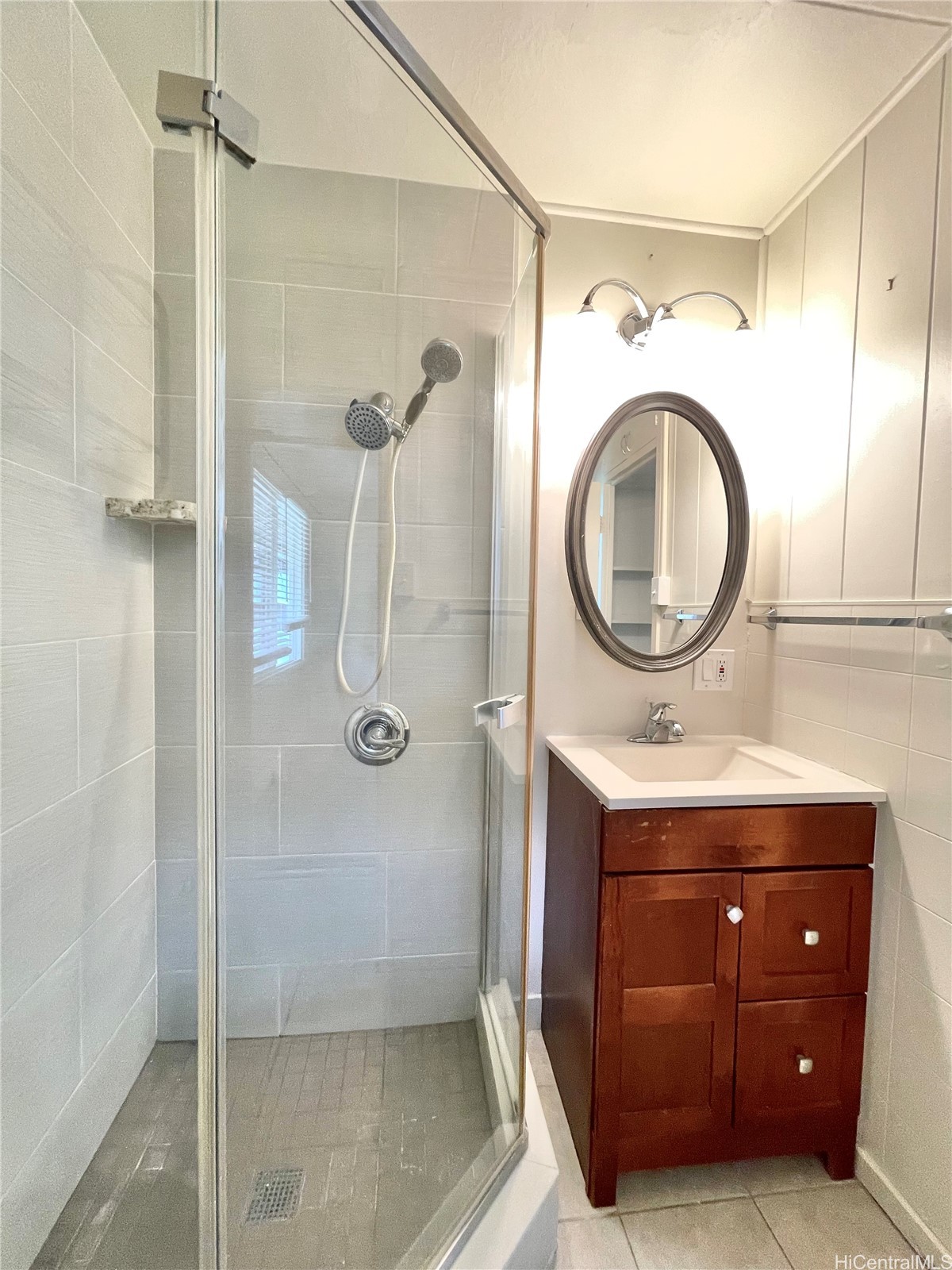 1025 Spencer Street Property Photo 6