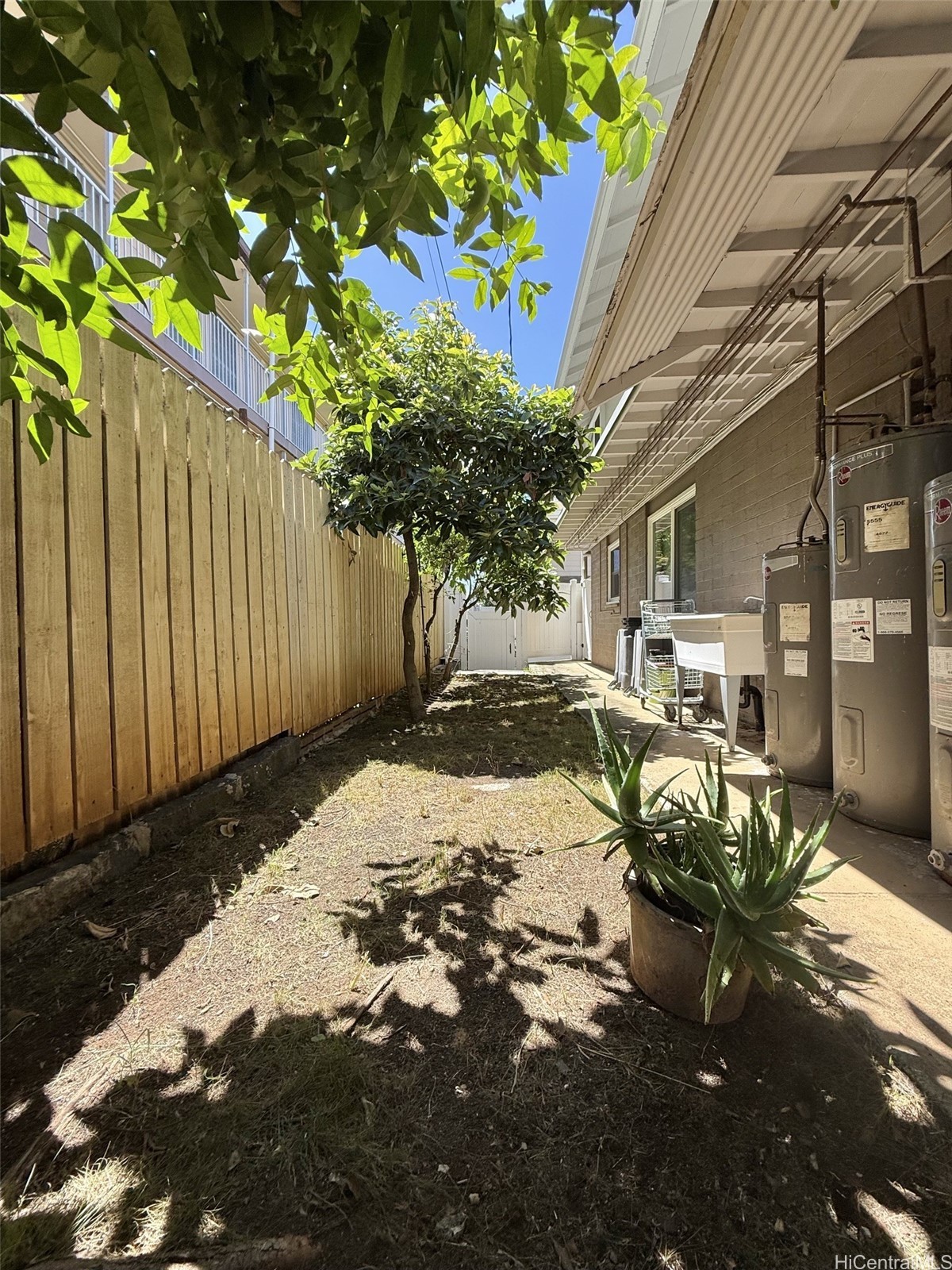 1025 Spencer Street Property Photo 22