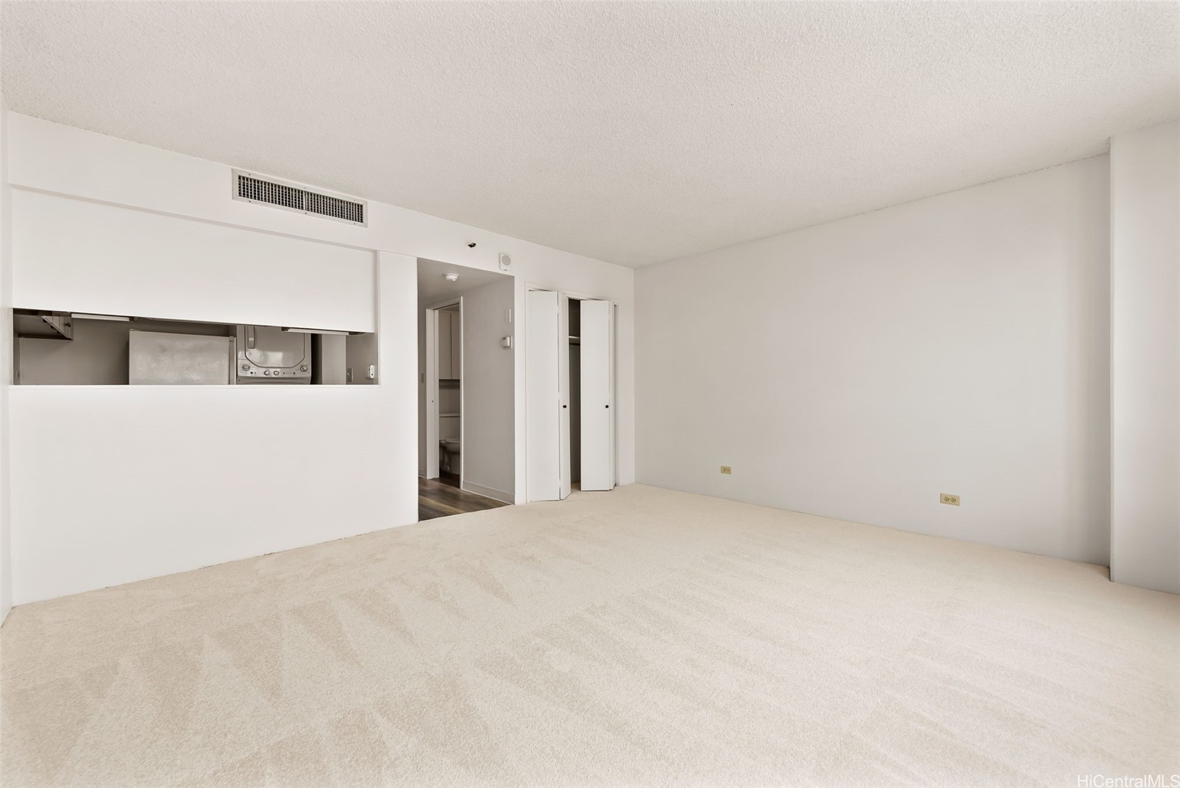 2499 Kapiolani Boulevard 1502 Property Photo 4