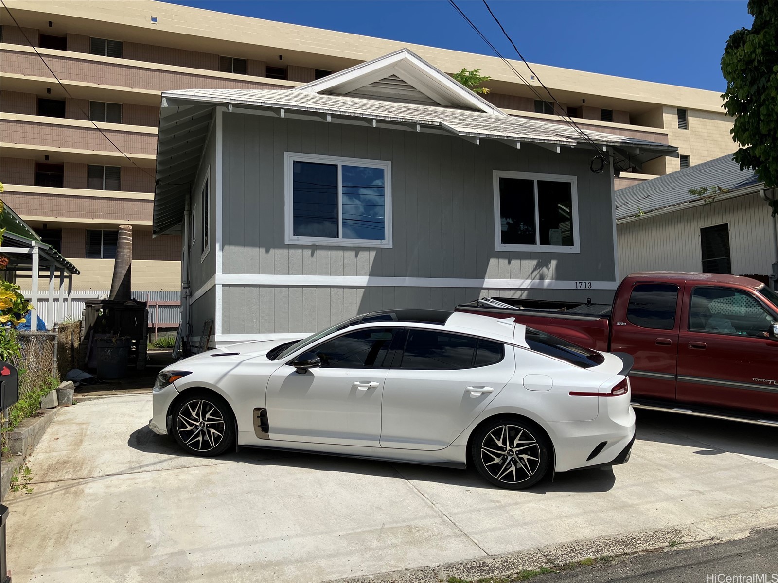 1713 Mutual Lane Property Photo 1