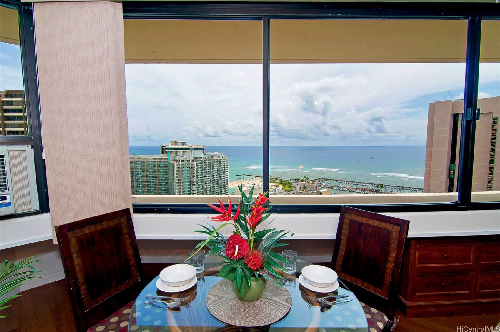 1700 Ala Moana Boulevard 3704 Property Photo 7