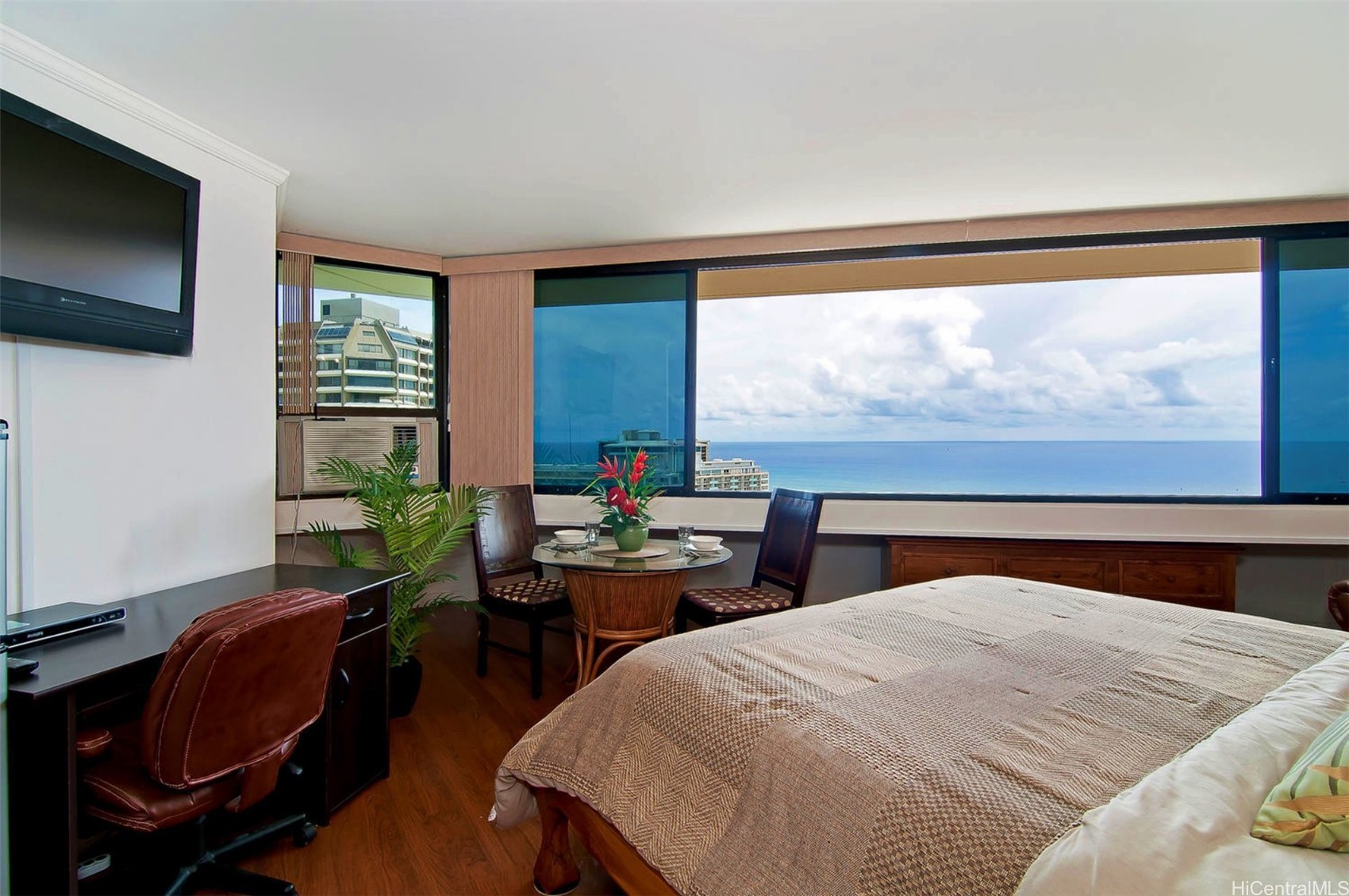 1700 Ala Moana Boulevard 3704 Property Photo 10