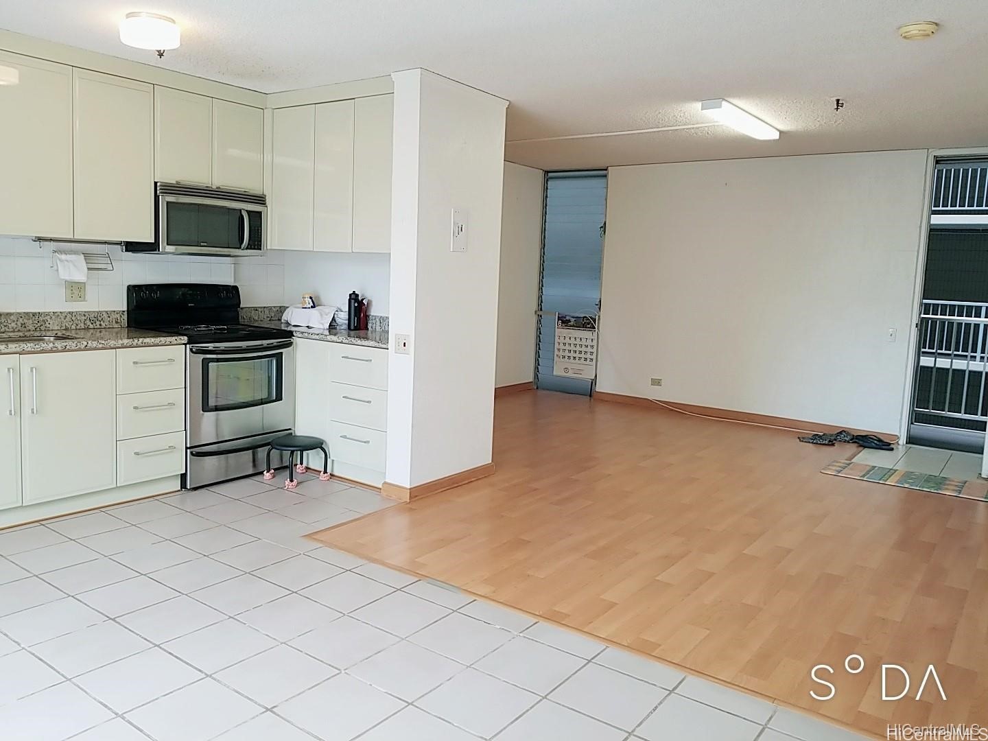 1226 Alexander Street 607 Property Photo 1