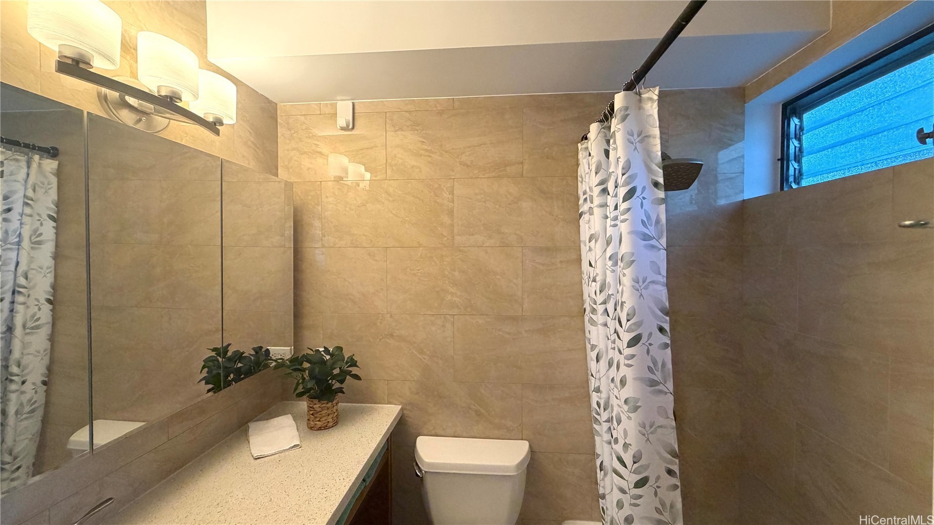 2222 Aloha Drive 302 Property Photo 22