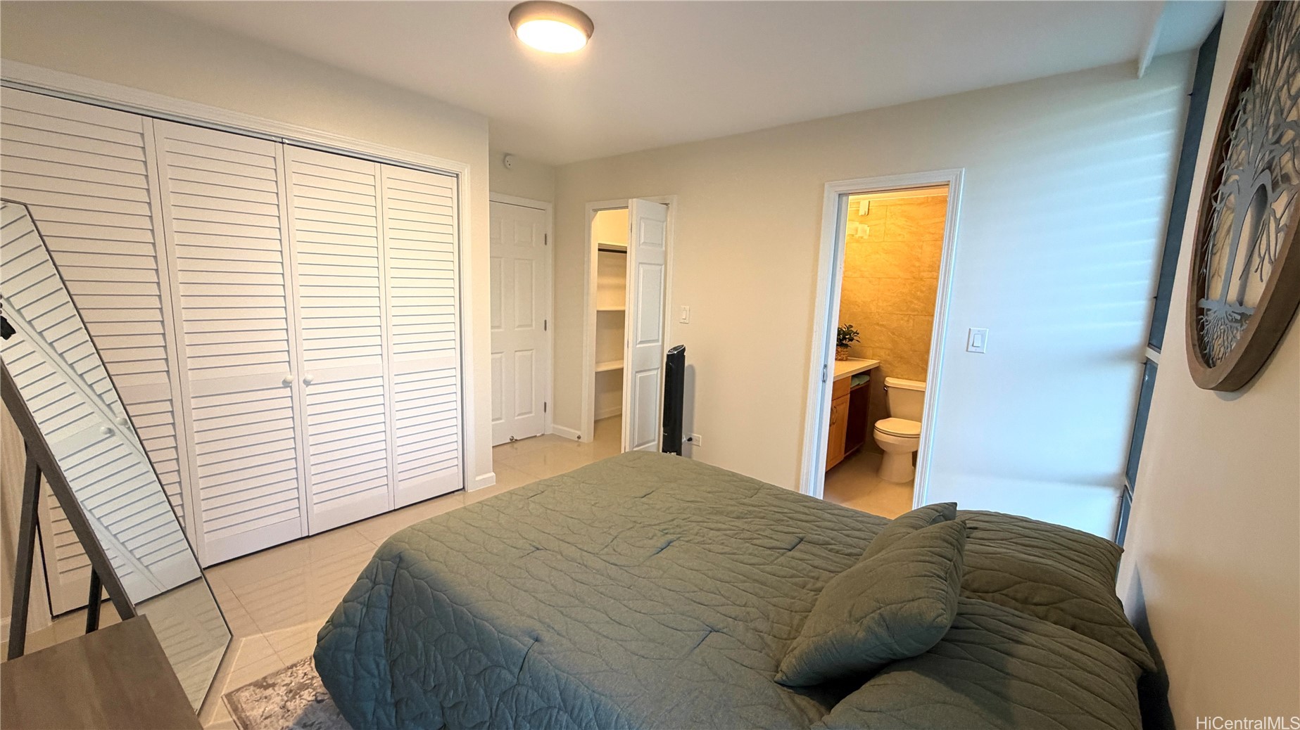 2222 Aloha Drive 302 Property Photo 23