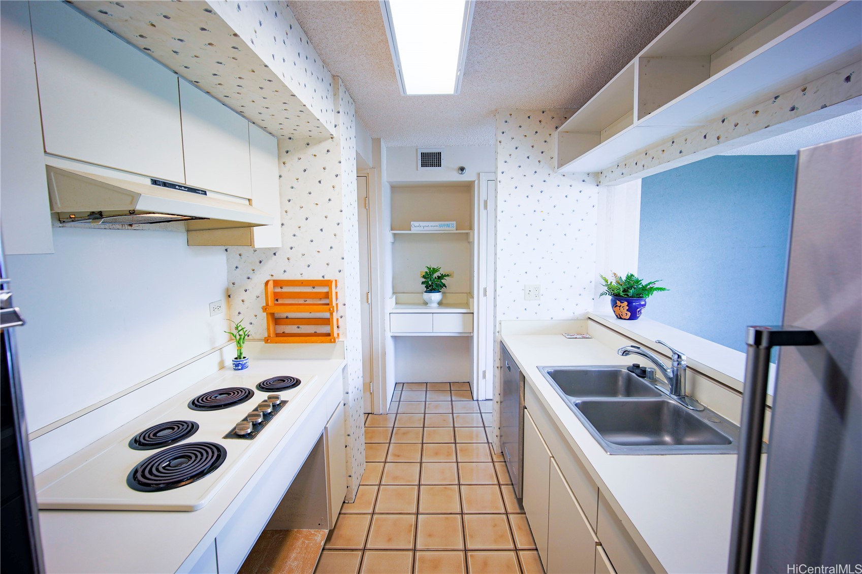 2232 Kapiolani Boulevard 404 Property Photo 4