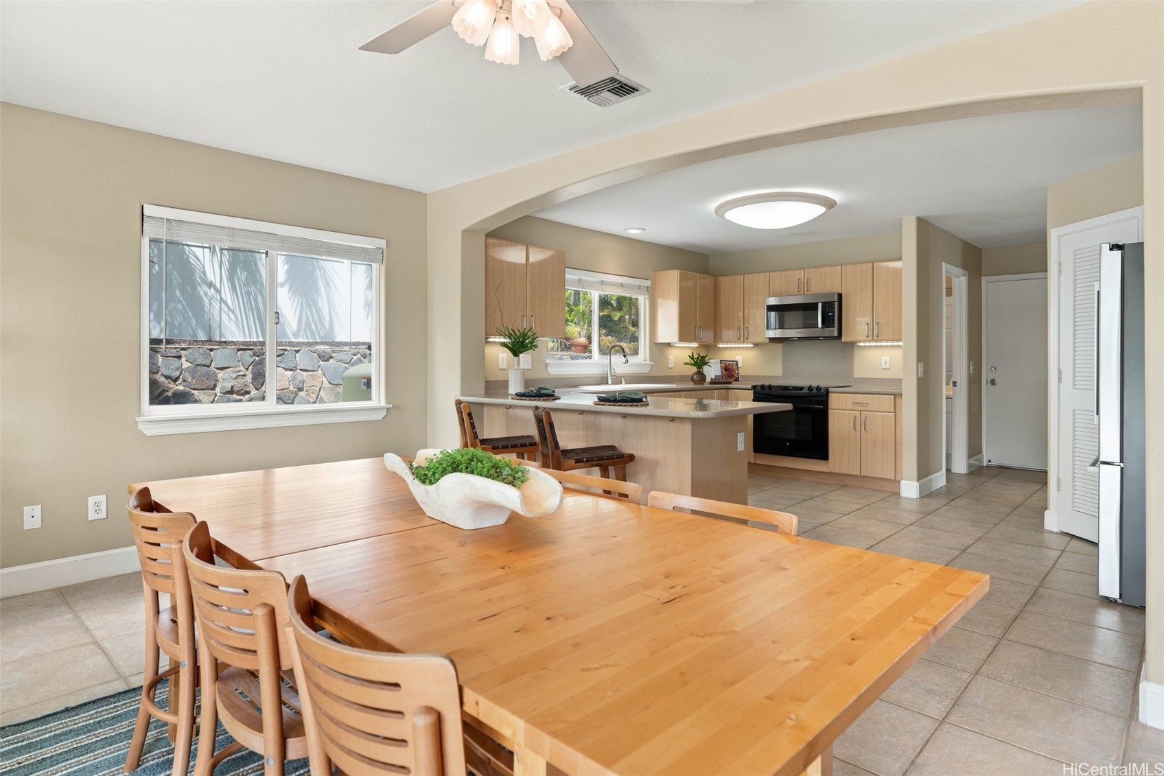 7 Lanipo Place Property Photo 4
