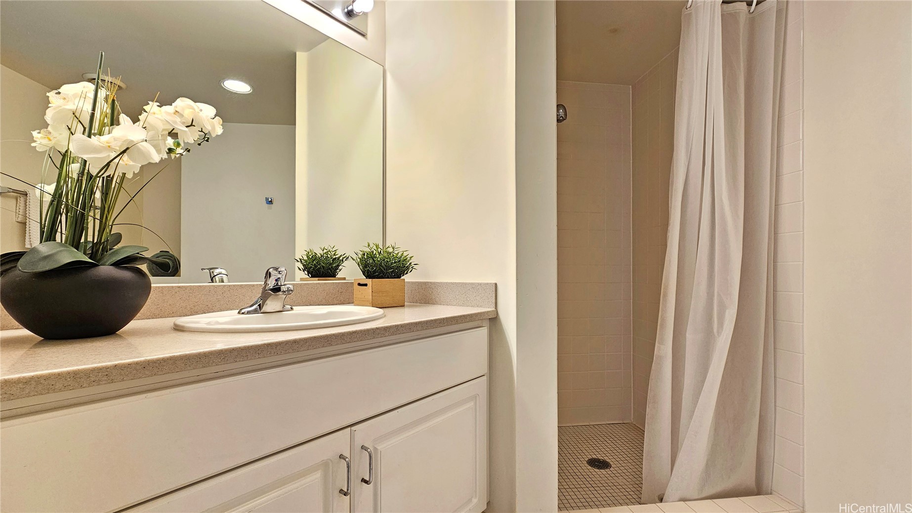 1314 Kalakaua Avenue 802 Property Photo 15