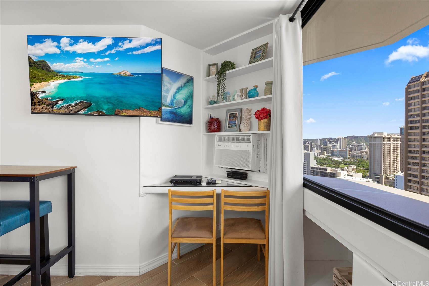 1700 Ala Moana Boulevard 3304 Property Photo 12