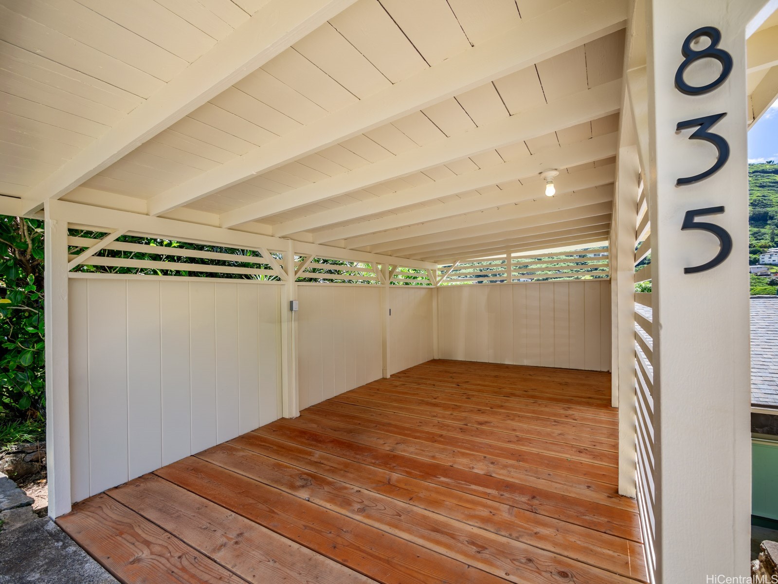 835 Ahuwale Street Property Photo 6
