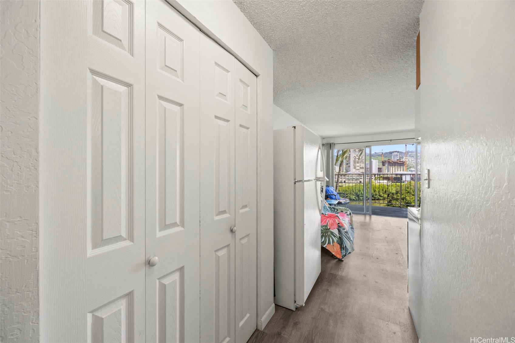 2211 Ala Wai Boulevard 703 Property Photo 2