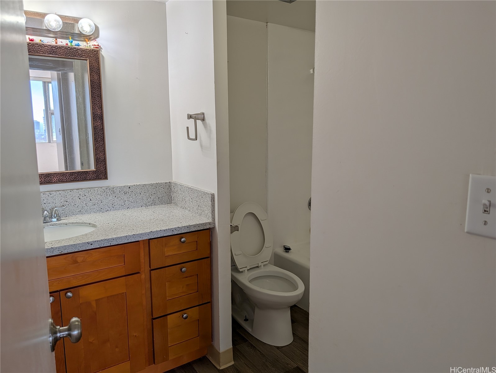 2825 S King Street 2602 Property Photo 18