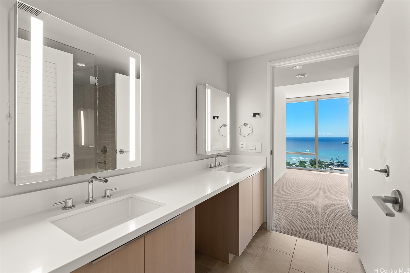1001 Queen Street 3000 Property Photo 12