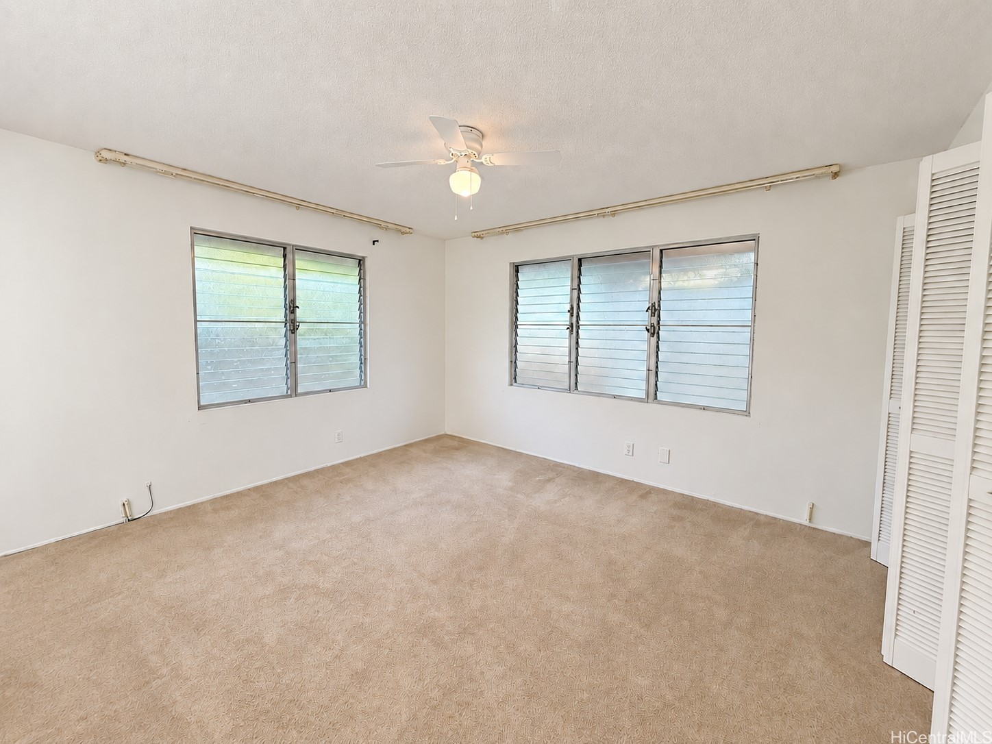 94-277 Kuanalio Loop Property Photo 2